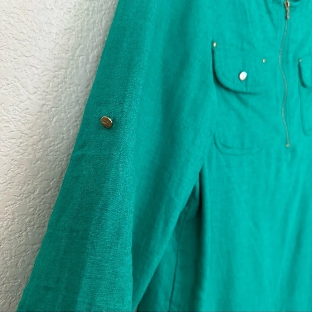 Emily Daniels size large